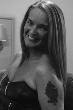 LederMILF aus Bayern,Deutschland